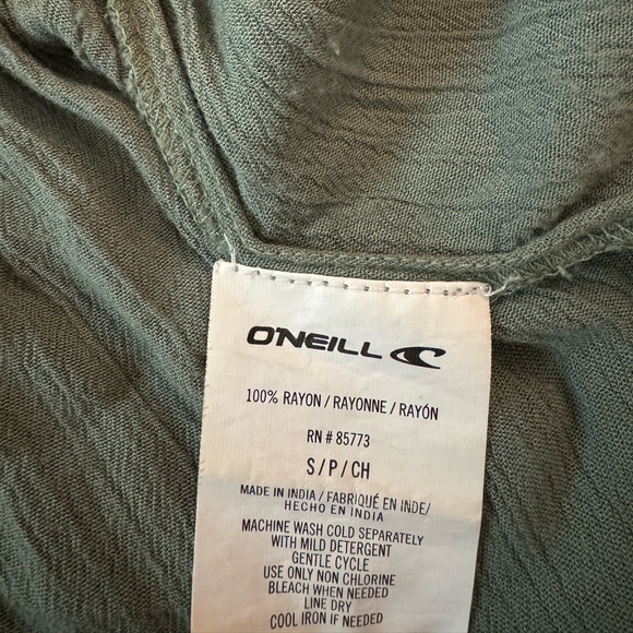 O’Neill Cropped Blouse - Picture 12 of 12